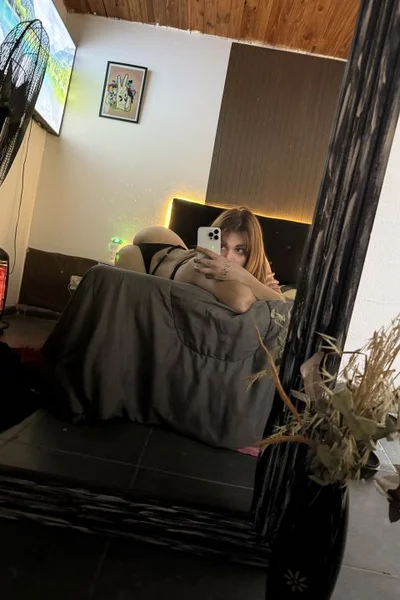 Brisa 21 (22 años) — Esteban Echeverría, Argentina - 1