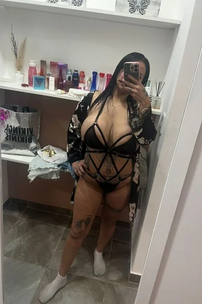 Sofy (28 years) — Ezeiza, Argentina - 105