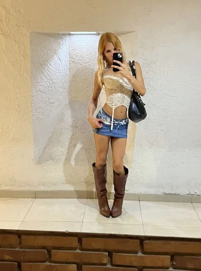 Vicky (18 anos) — Lanús, Argentina - 11