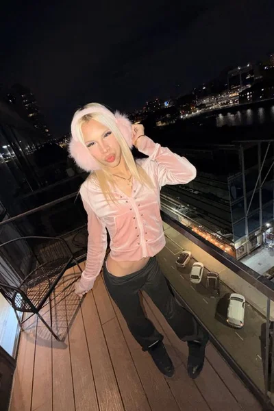 Vicky (19 años) — Lanús, Argentina - 2