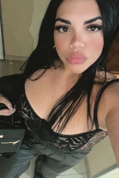 Ivonny (26 anos) — Mataderos, Argentina - 22