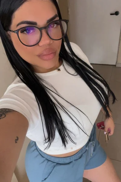 Ivonny (26 anos) — Mataderos, Argentina - 31