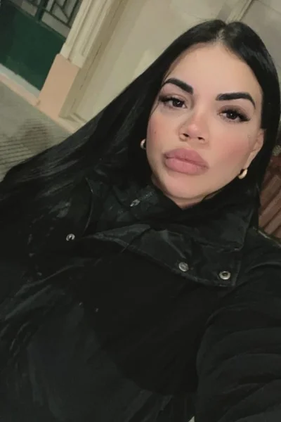 Ivonny (26 anos) — Mataderos, Argentina - 8