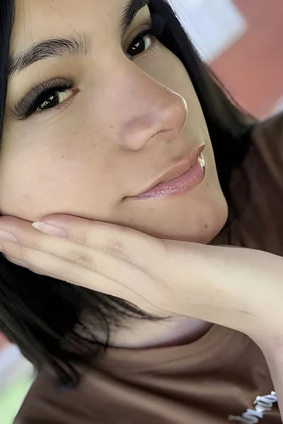 Agostina Reales (22 años) — Palermo