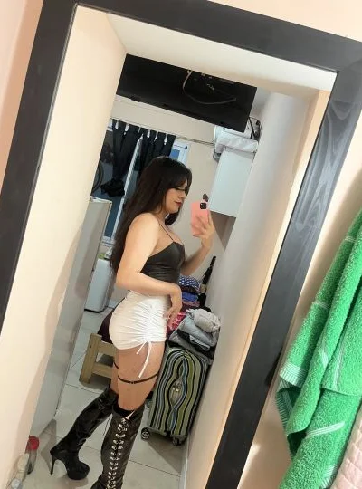 Agostina Reales (22 años) — Palermo, Argentina - 23