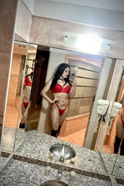 Agostina Reales (22 años) — Palermo, Argentina - 14
