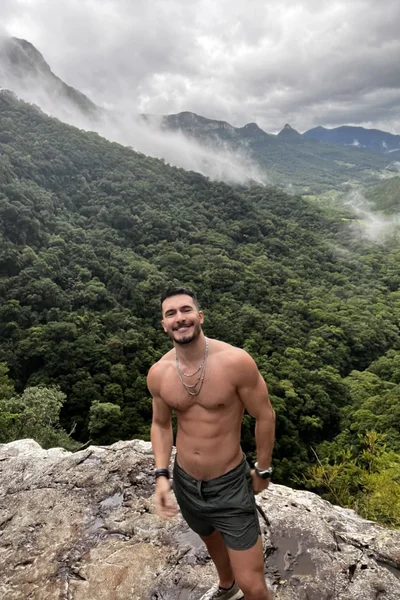 Aaron (30 años) — Porto Alegre, Brasil - 14