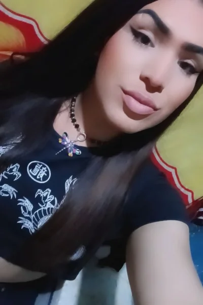 Brenda (25 años) — Microcentro, Argentina - 71
