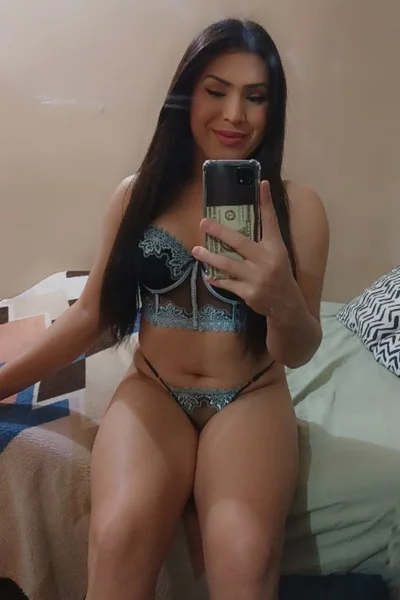 Brenda (25 años) — Microcentro, Argentina - 28