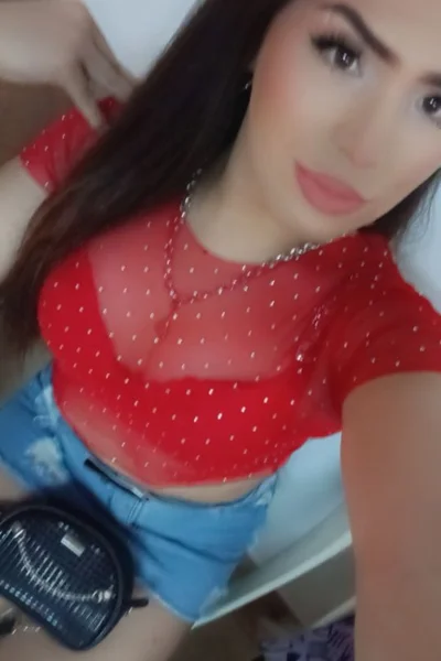 Brenda (25 años) — Microcentro, Argentina - 73