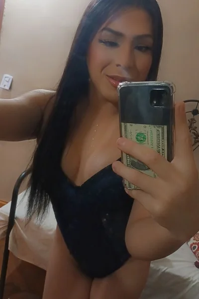 Brenda (25 años) — Microcentro, Argentina - 49