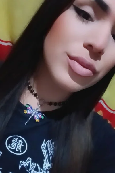 Brenda (25 años) — Microcentro, Argentina - 70