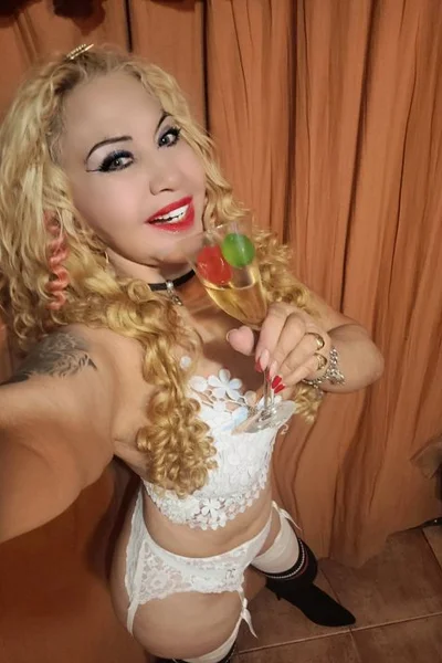 Damila (58 anos) — Tribunales, Argentina - 103