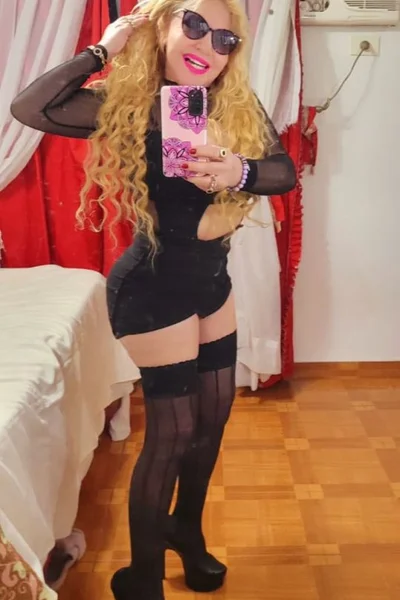 Damila (58 anos) — Tribunales, Argentina - 44