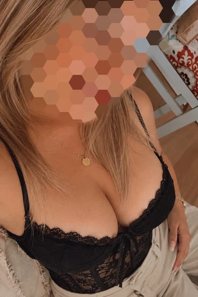 Cordelia (31 años) — Punta Carretas, Uruguay - 6