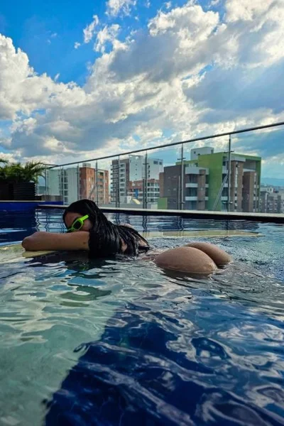 Lana (29 years) — San Miguel, Chile - 11
