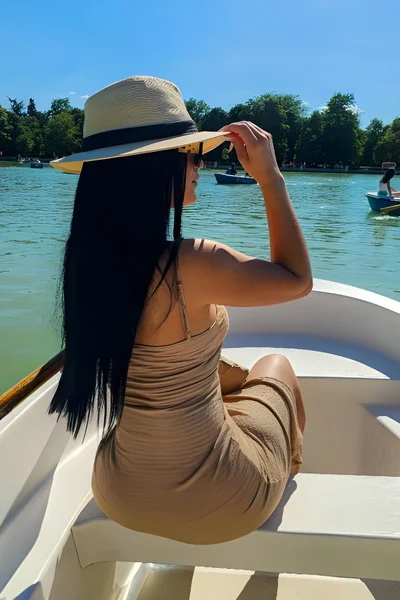 Lana (29 years) — Región Metropolitana / San Miguel