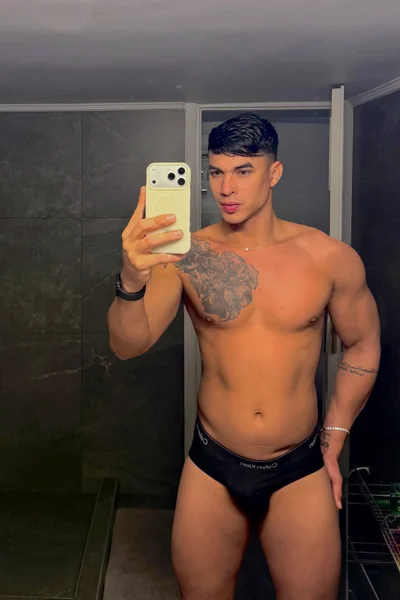 Paul (27 años) — Rio de Janeiro / Rio de Janeiro