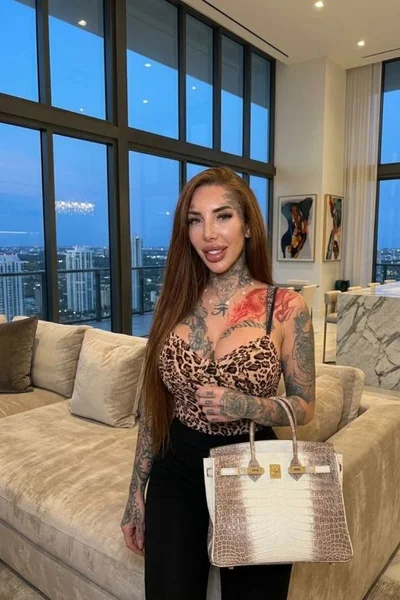 Luci (29 años) — Villa Urquiza, Argentina - 4
