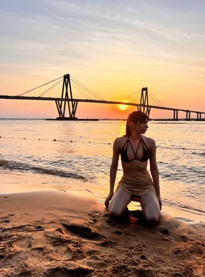 Luz C (25 years) — Recoleta, Argentina - 121