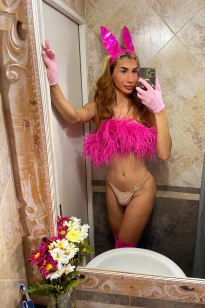 Luz C (25 years) — Recoleta, Argentina - 182