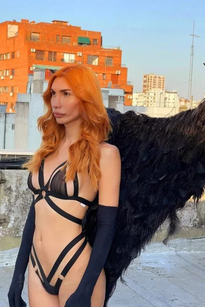 Luz C (25 years) — Recoleta, Argentina - 211