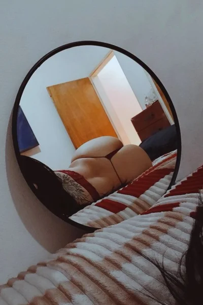 Nahomi (24 años) — San Miguel, Argentina - 1