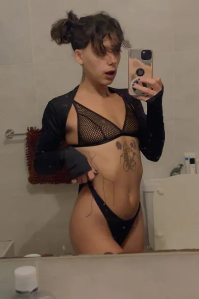 Maddie (21 anos) — Chacarita, Argentina - 6