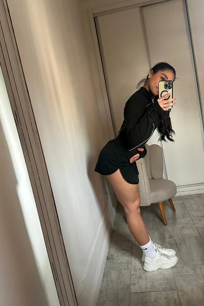 Jesica (23 años) — Colegiales, Argentina - 16