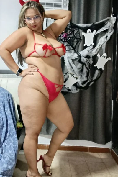 Karla (40 años) — Campana, Argentina - 20
