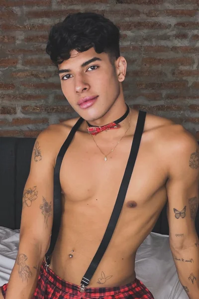 Eithan (22 years) — Santiago, Chile - 2
