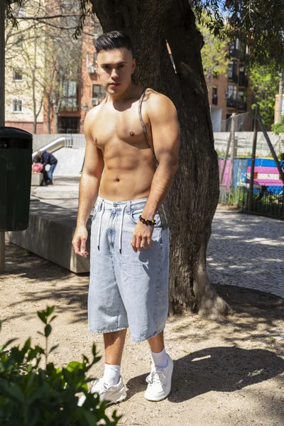 Leonardo (27 años) — Madrid, España - 6