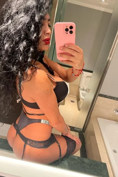 Celeste la Santiagueña (30 years) — Microcentro, Argentina - 55