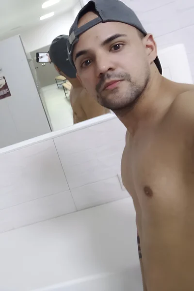 Robert (25 años) — Montevideo / Tres Cruces