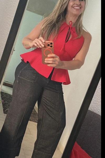 Ire lucia (40 years) — Madrid, España - 4