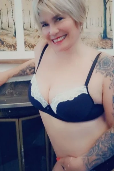 Leonor (47 años) — Aguada, Uruguay - 6