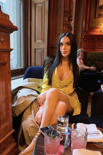 Anna Luisa (24 anos) — Ciudad de México, México - 80