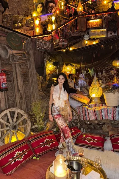 Anna Luisa (24 anos) — Ciudad de México, México - 30
