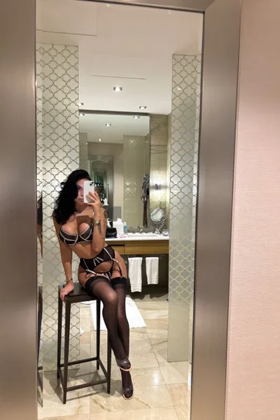 Anna Luisa (24 anos) — Ciudad de México, México - 55