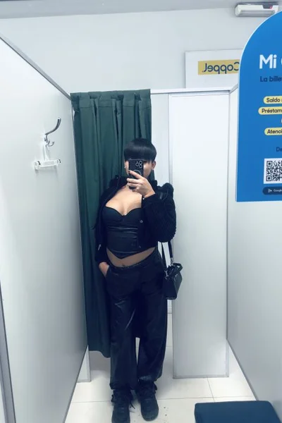 Adri (20 años) — Pilar, Argentina - 7