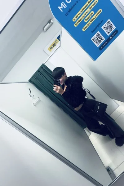Adri (20 años) — Pilar, Argentina - 8