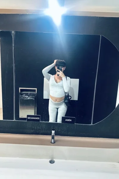 Adri (20 años) — Pilar, Argentina - 3
