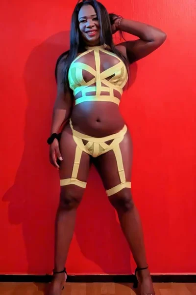 Bella A (26 anos) — Recoleta, Argentina - 19