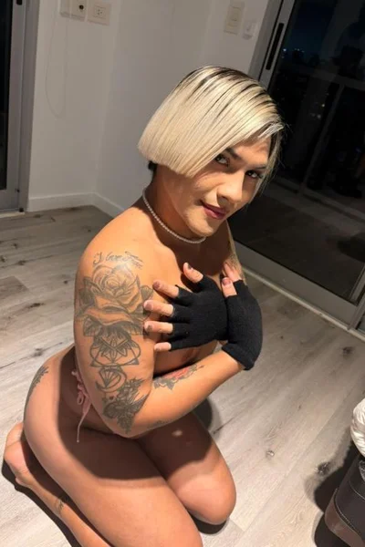 Violeta Q (20 years) — Quilmes, Argentina - 15