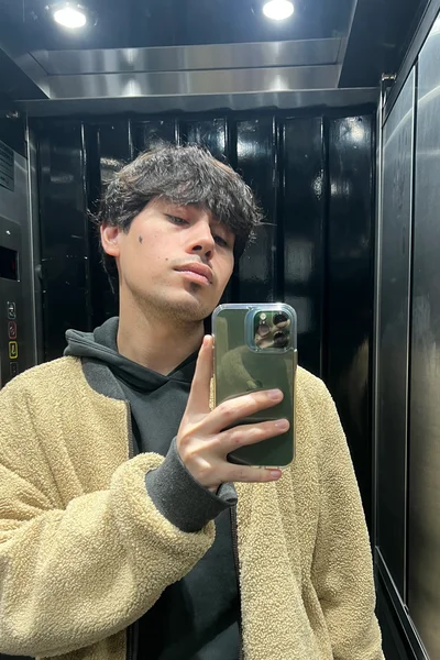 Mati (22 años) — Recoleta, Argentina - 5
