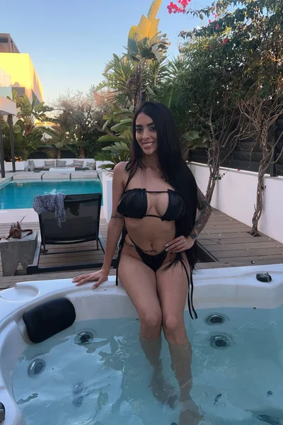 Dianaa (24 años) — Las Cañitas, Argentina - 8