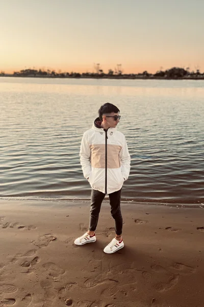 Nicolas (22 años) — Punta del Este, Uruguay - 1