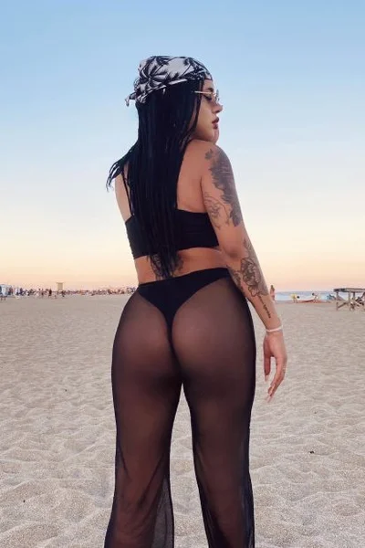 Mar Baby (24 years) — San Isidro, Argentina - 77