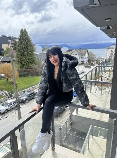 Ivana (20 anos) — Bariloche, Argentina - 21
