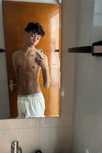 Pedro (19 años) — São Paulo, Brasil - 13